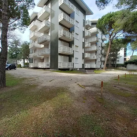 Bruna 13 Apartment Lignano Sabbiadoro